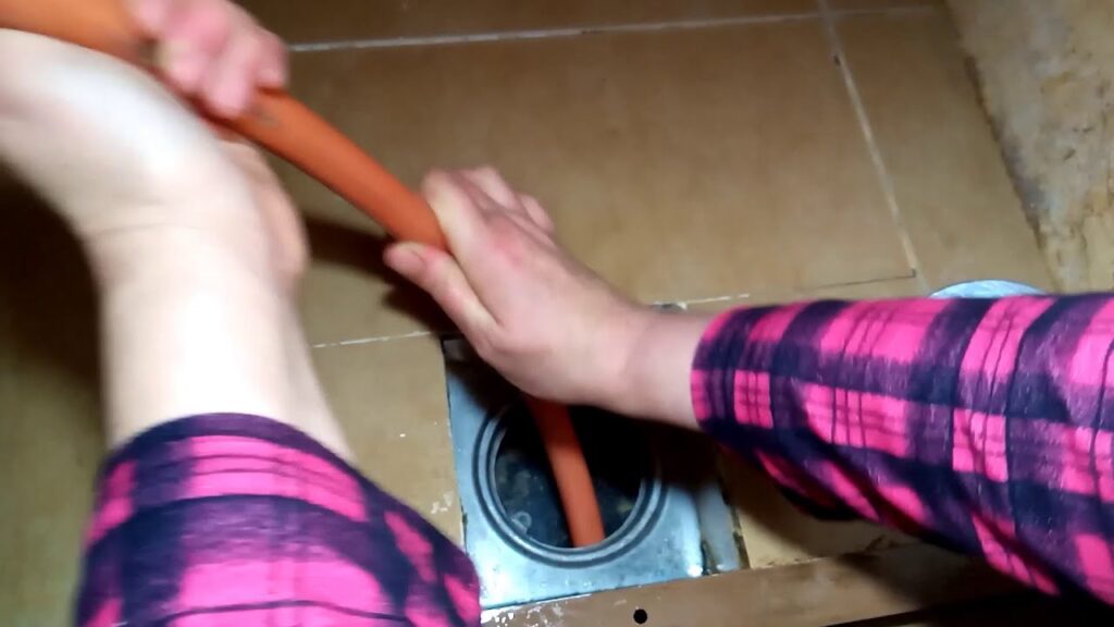 فني تسليك مجاري العدان
